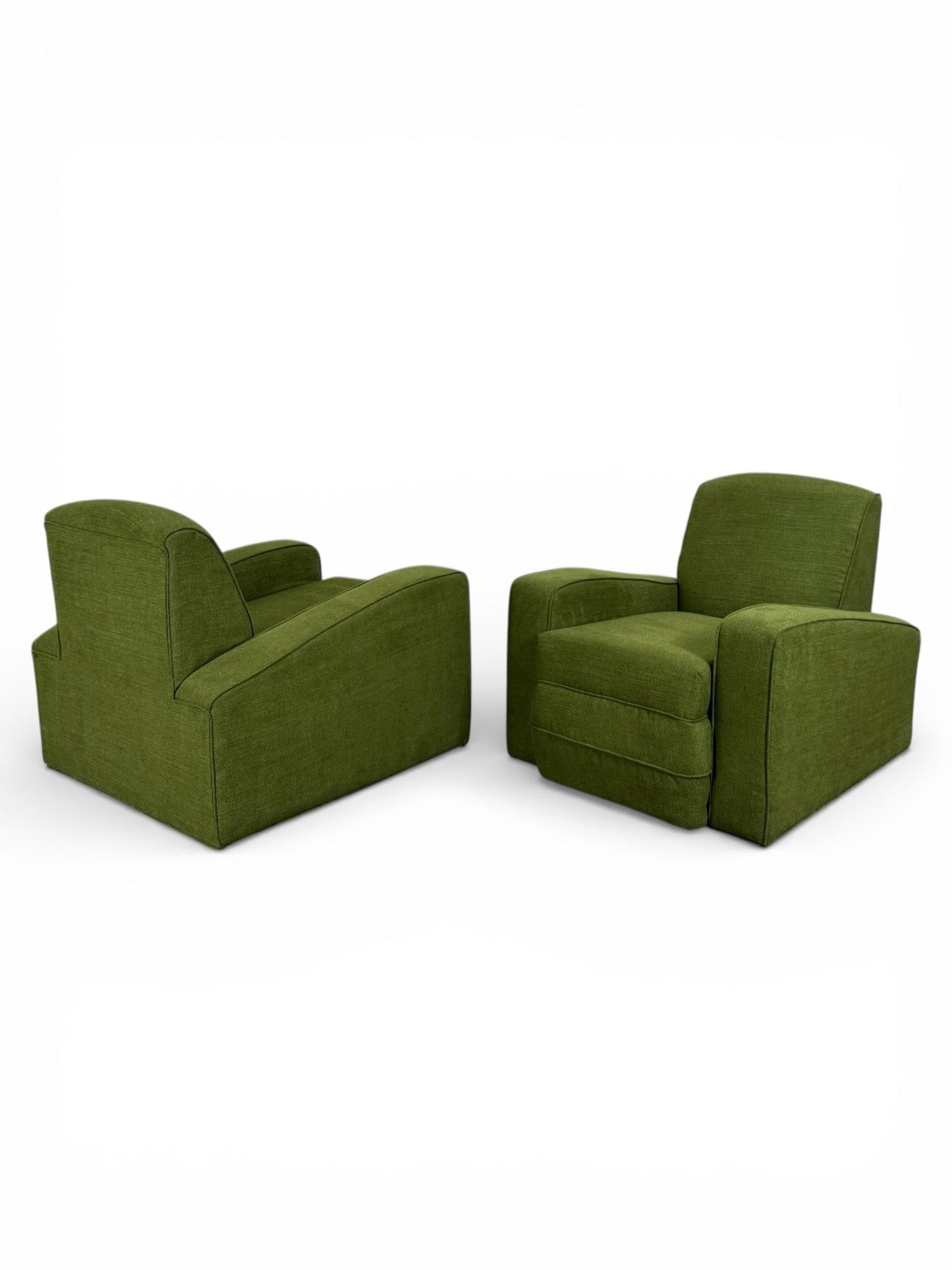 Pair Art Deco Club Chairs - France Circa 1930s - Green Velvet Speed Armchairs - 9
