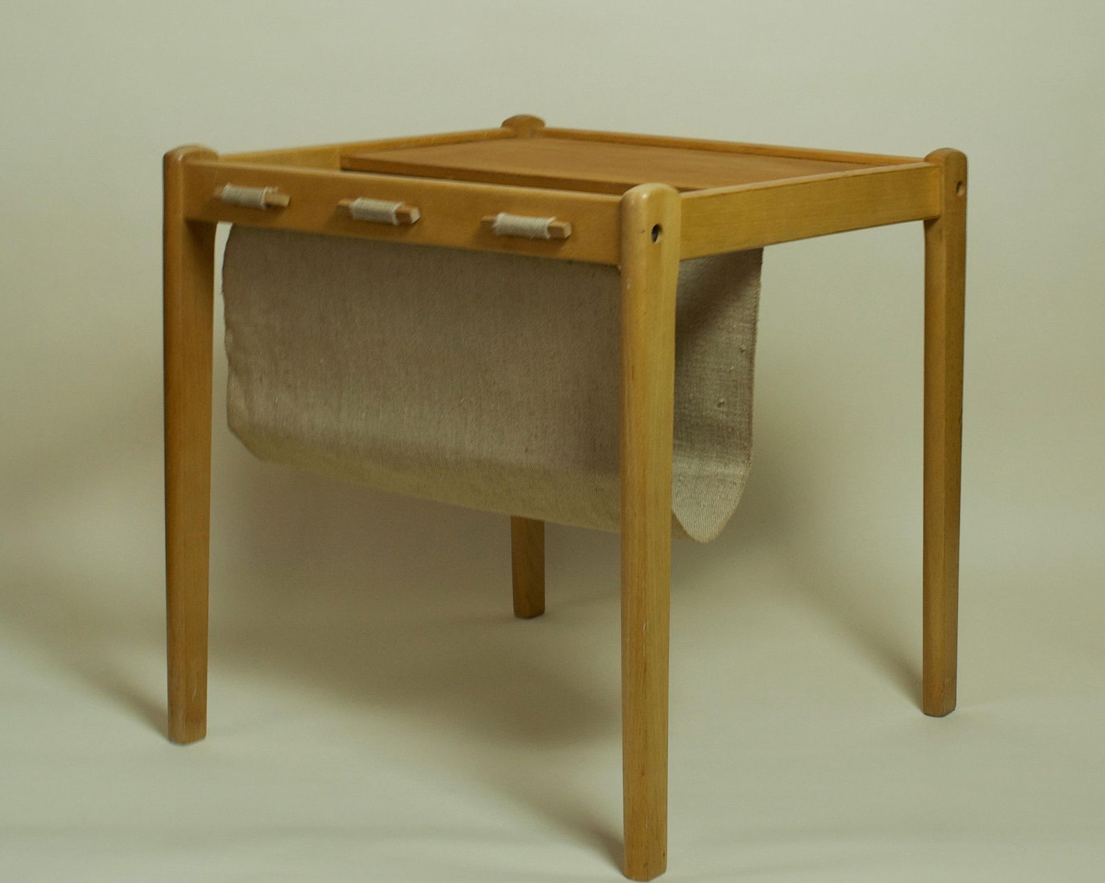 Danish Modern Oak Magazine Rack by Brdr. Furbo, C. 1970s - 3