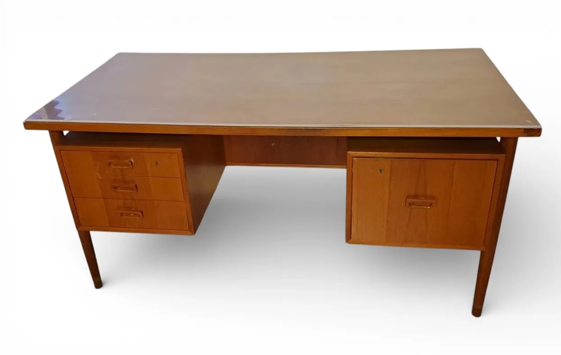 1960s Danish Modern Teak Floating Top Executive Desk | Asymmetrical Design, Solid Wood Drawers | Exc - 4