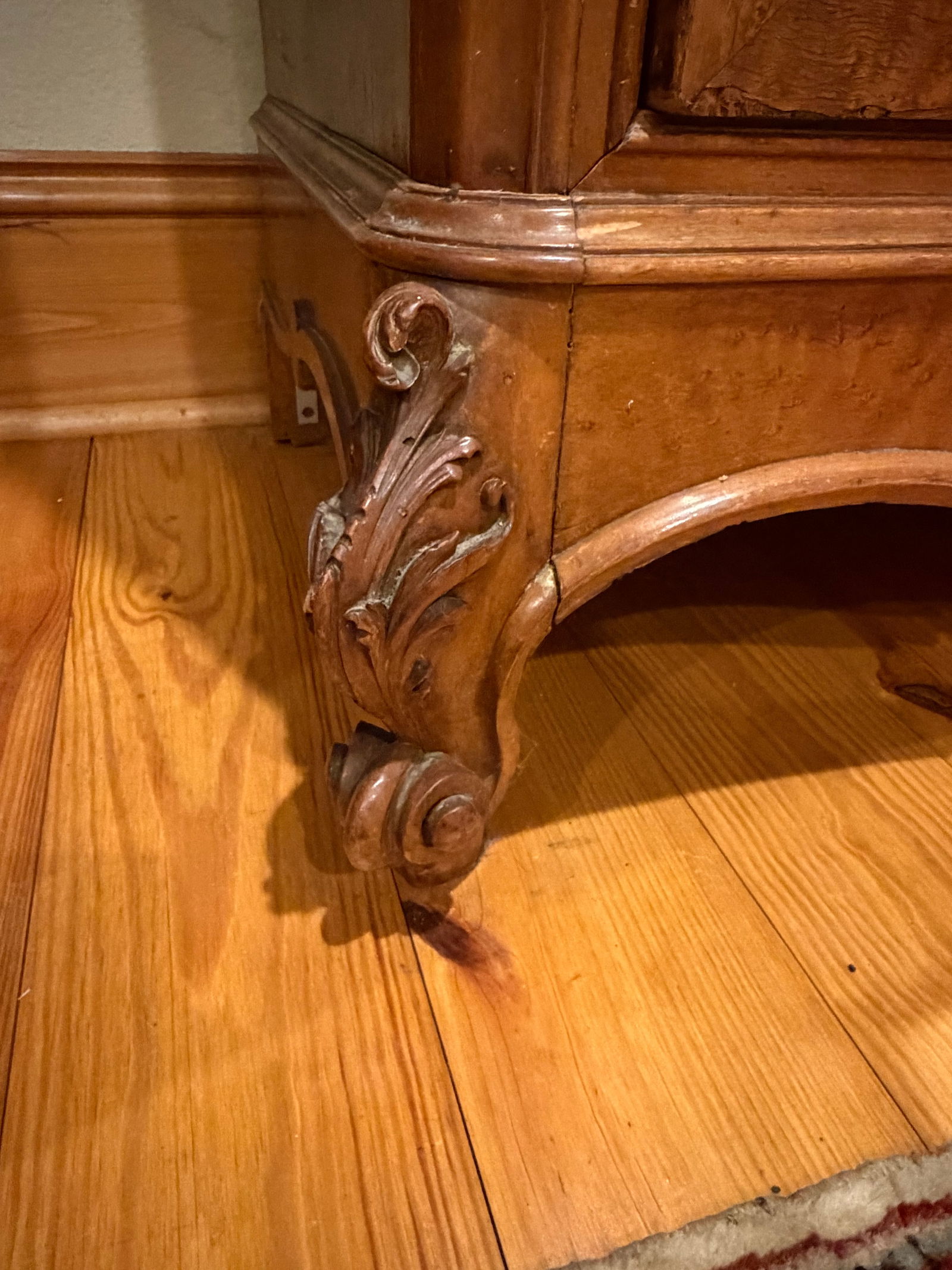 Antique French Rococo Revival Mirrored Armoire With Carved Crest, Circa 1900 - 4