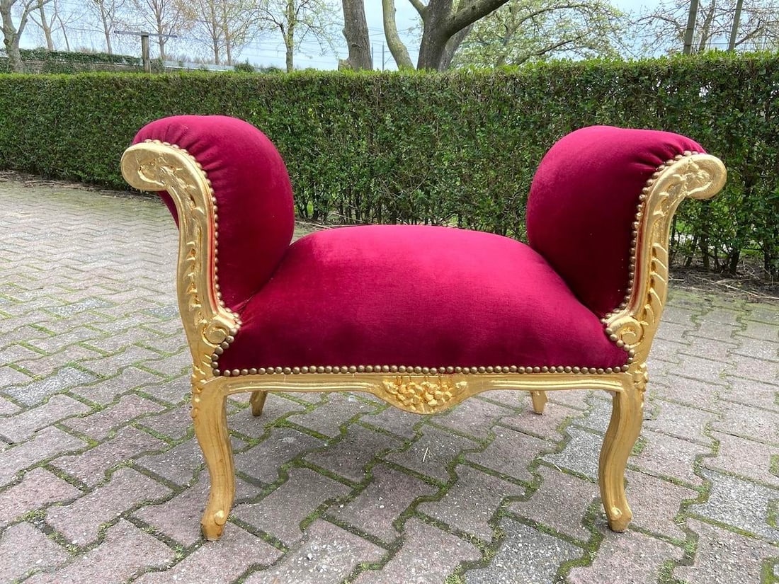 1970s French Louis XVI Red Velvet Beech Bench – 1 Piece - 8