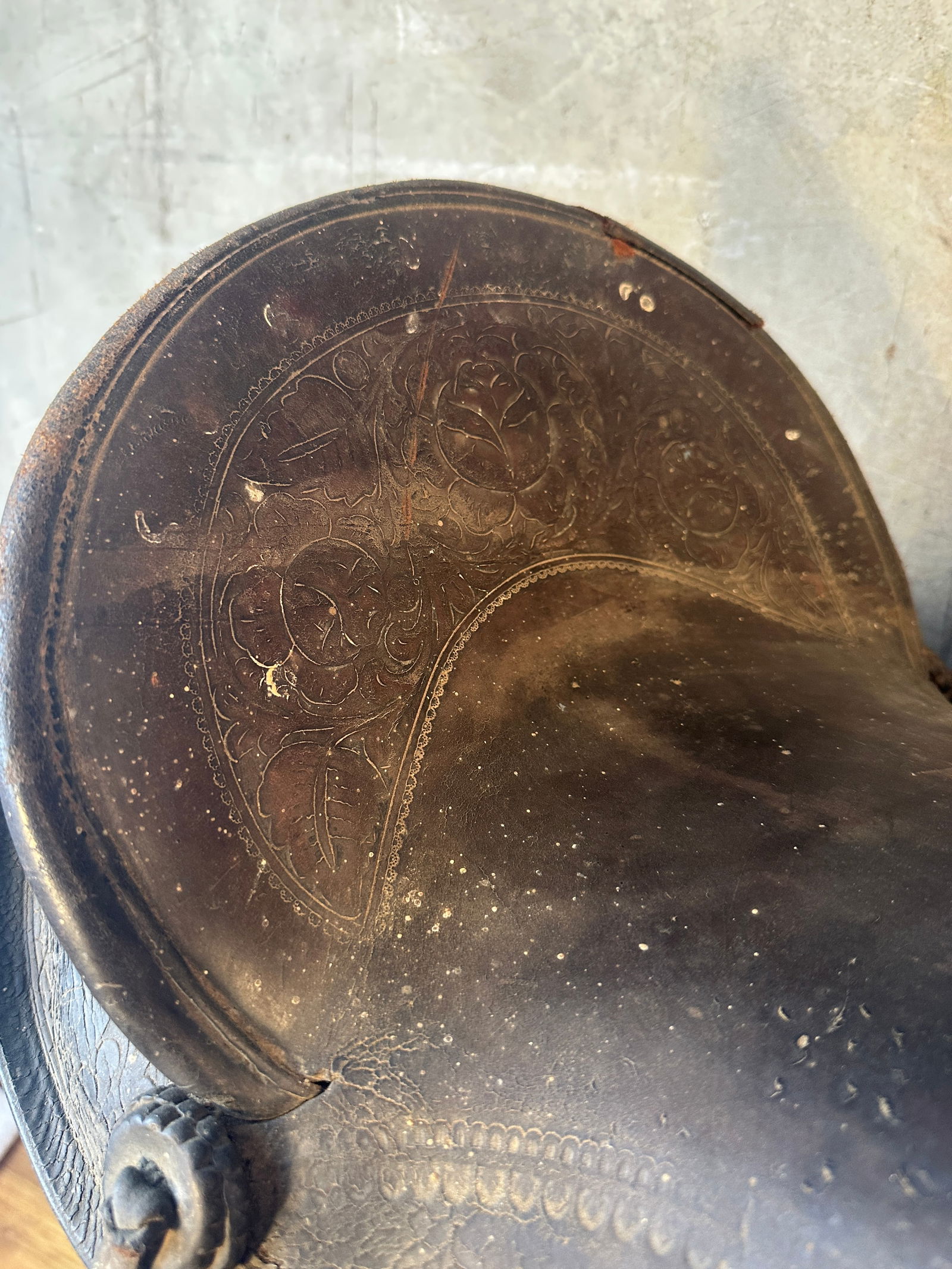 Vintage Western Horse Saddle Leather Tooled Floral Design 14" Seat "Blain" Marked - 2