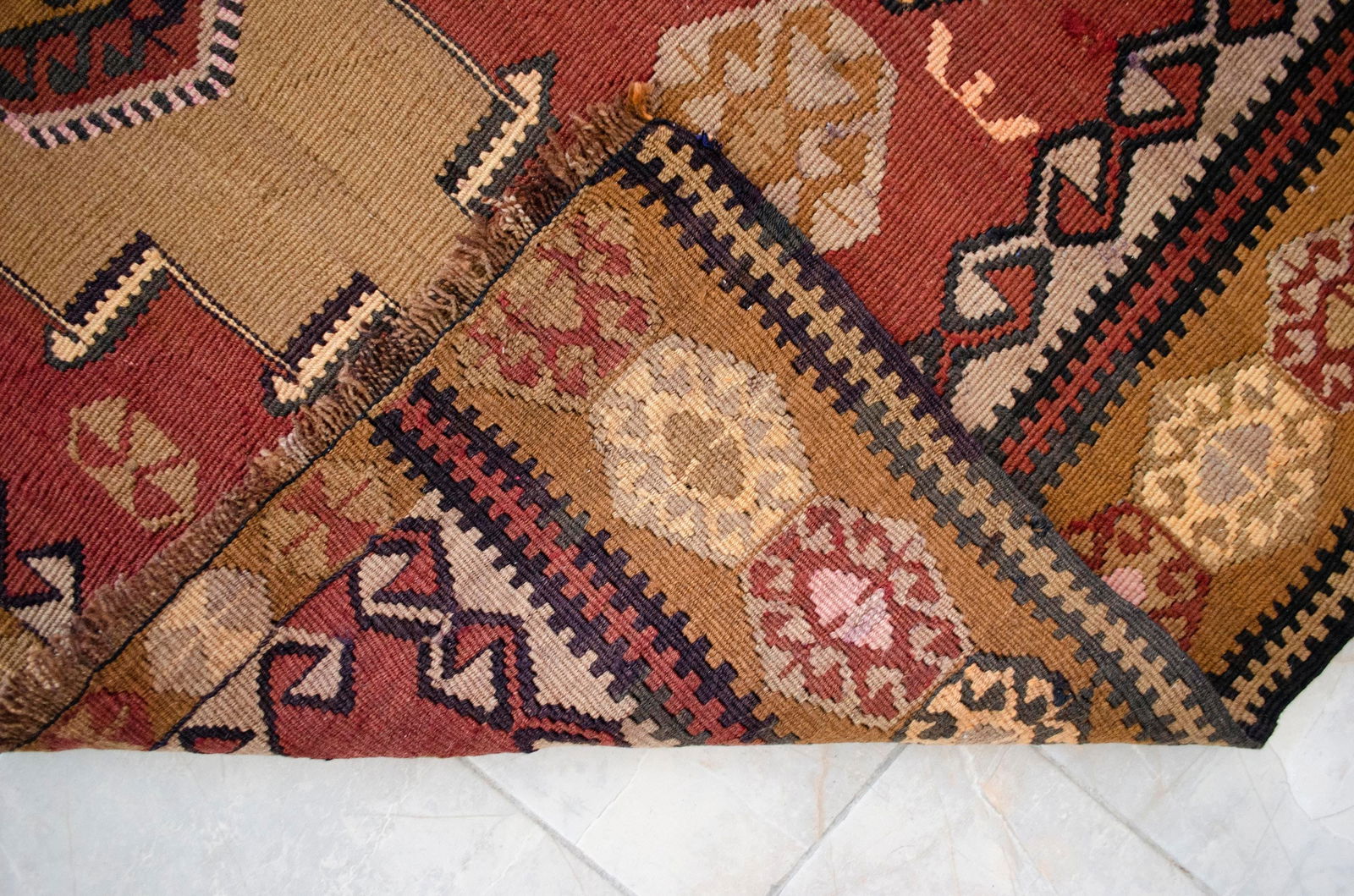 1970s Handwoven Turkish Kilim Rug Tribal Earth Tones Organic Wool Rug - 5"²5"³ X 12"² - 17