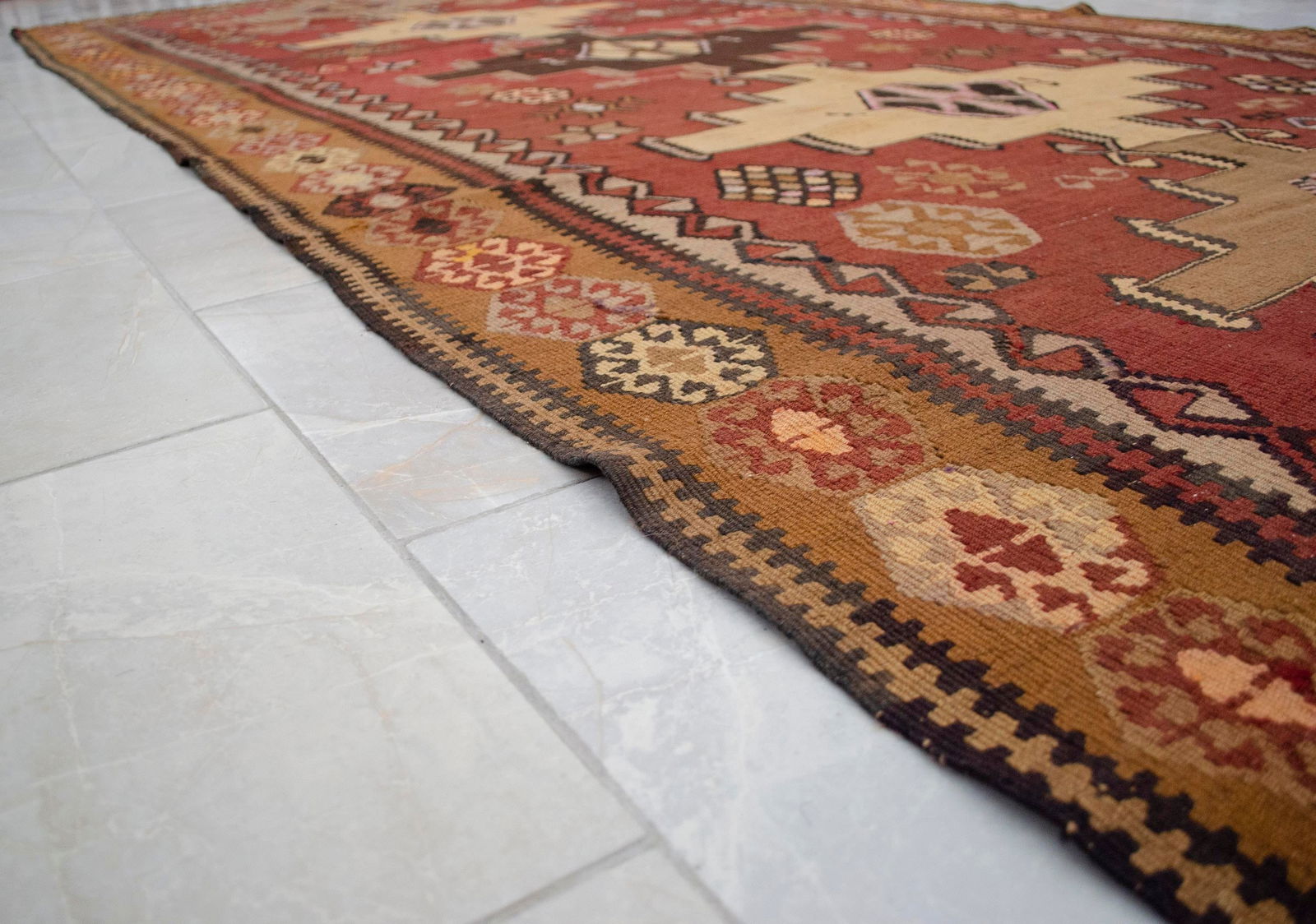 1970s Handwoven Turkish Kilim Rug Tribal Earth Tones Organic Wool Rug - 5"²5"³ X 12"² - 18