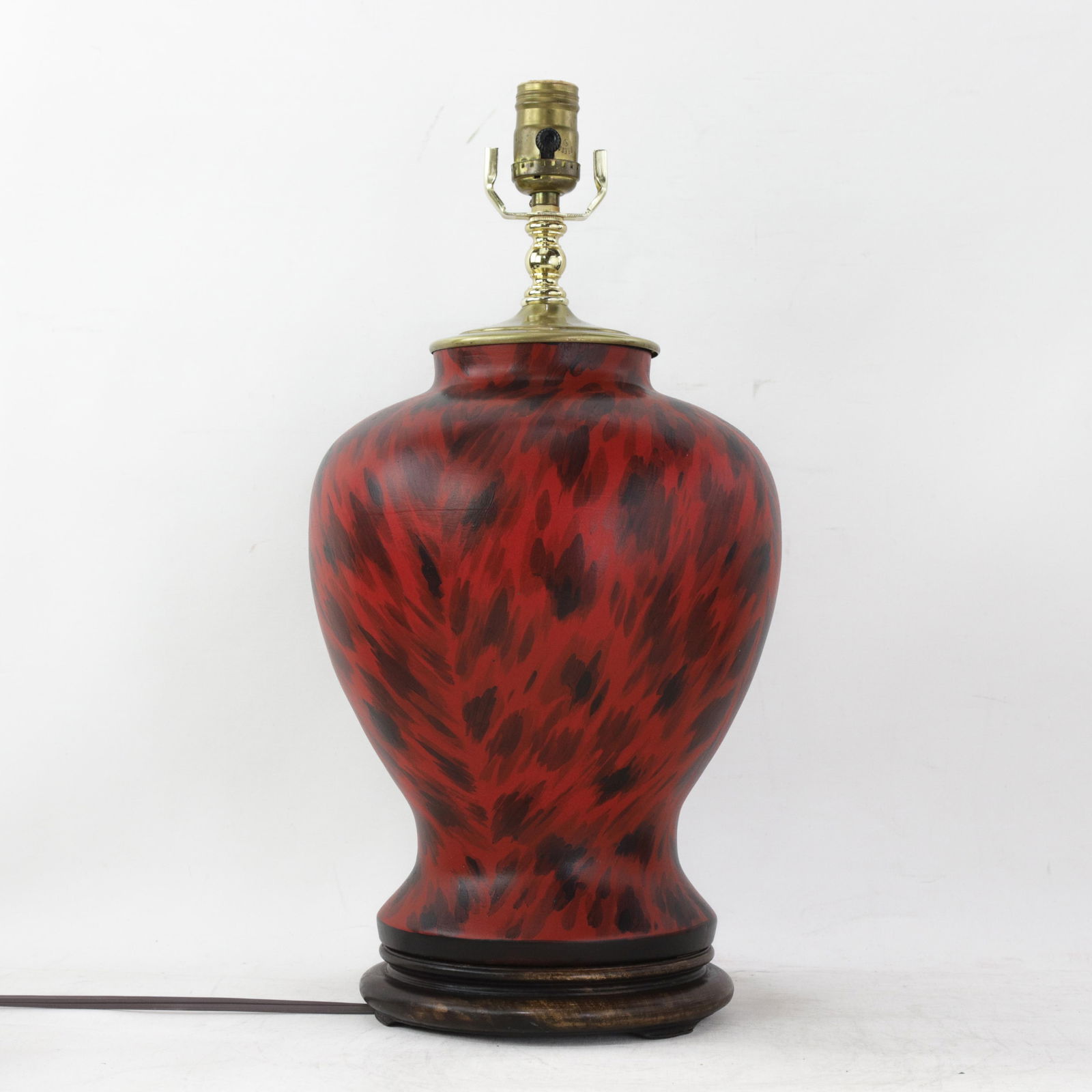 Pair of Vintage Hand Painted Red and Black Tortoiseshell Pattern Porcelain Table Lamps With Wood Bas - 3
