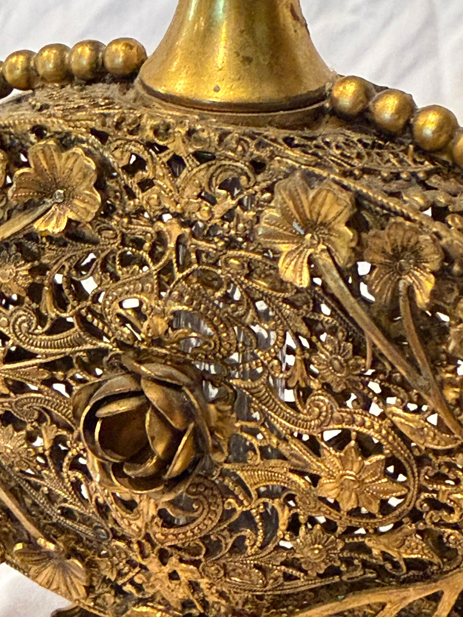 Pair of Antique Victorian Ormolu Perfume Bottles With Amber Glass and Original Daubers - 4