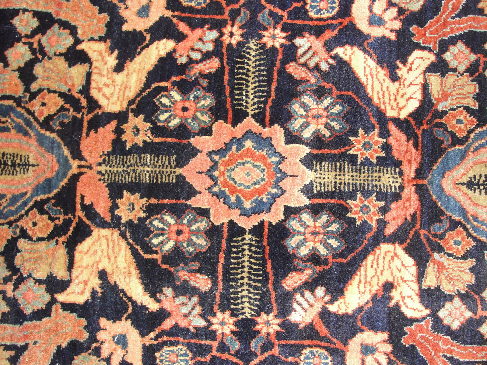 Antique Persian Feraghan Sarouk, the Most Unusual - 7