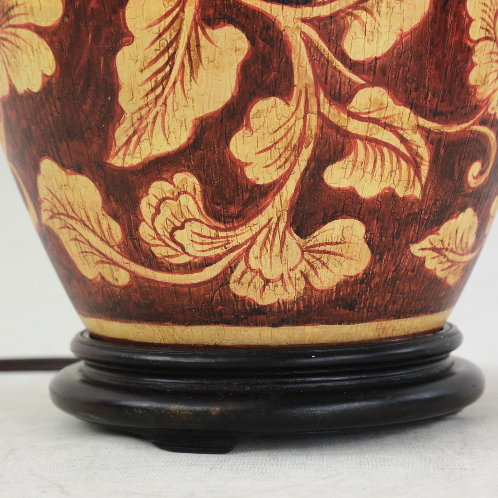 Vintage Hand Painted Brown and Cream Floral Ceramic Table Lamp With Peony Motif and Wood Base - 8
