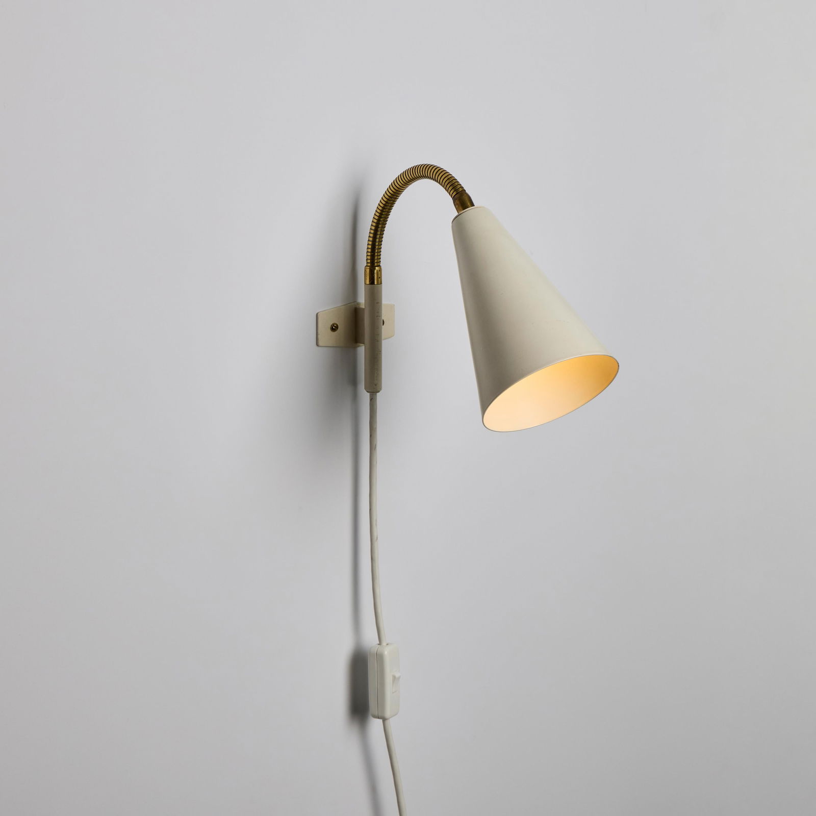 1960s Plug-in White Conical Brass & Metal Wall Lamps Attributed to Hans Agne Jakobsson - a Pair - 2