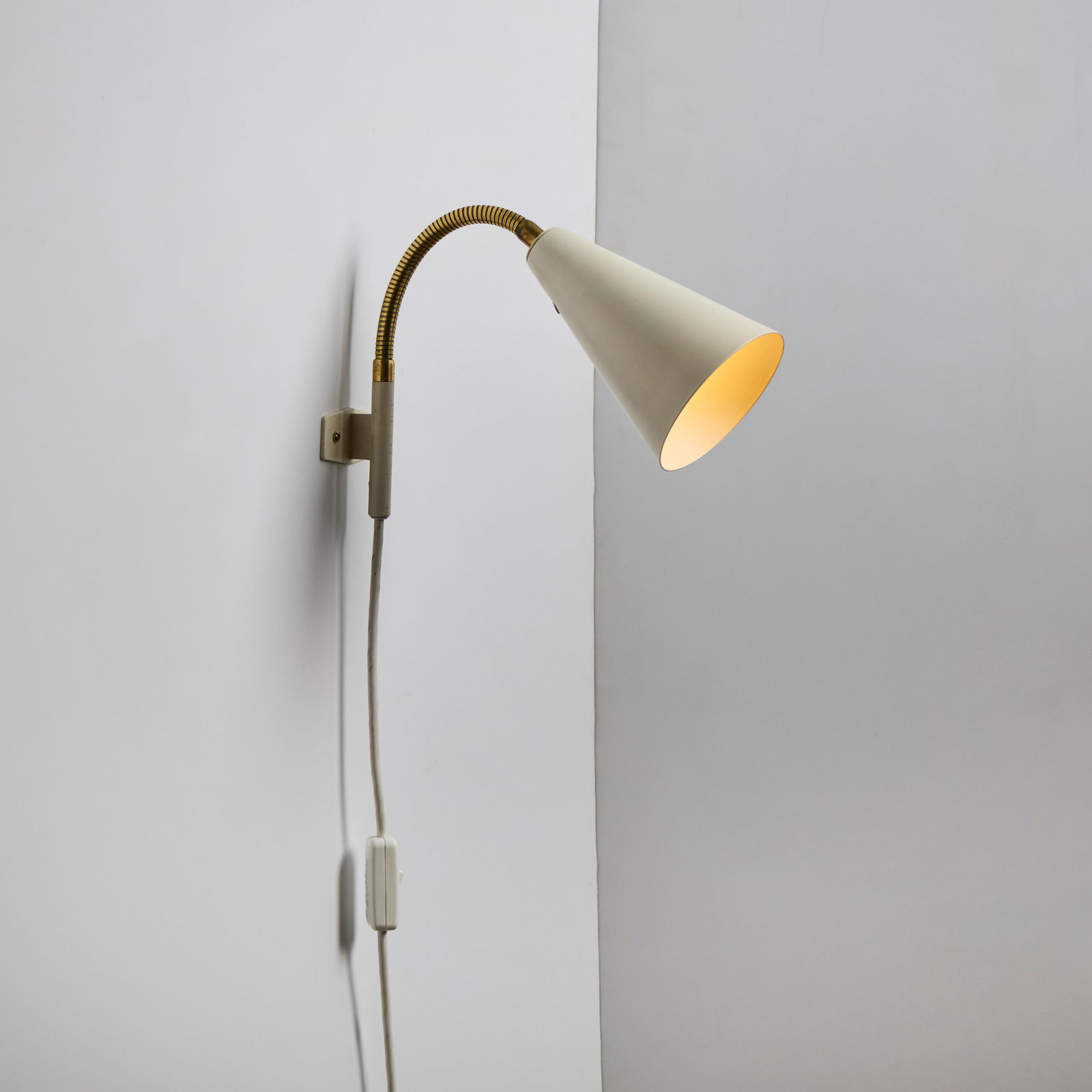 1960s Plug-in White Conical Brass & Metal Wall Lamps Attributed to Hans Agne Jakobsson - a Pair - 6