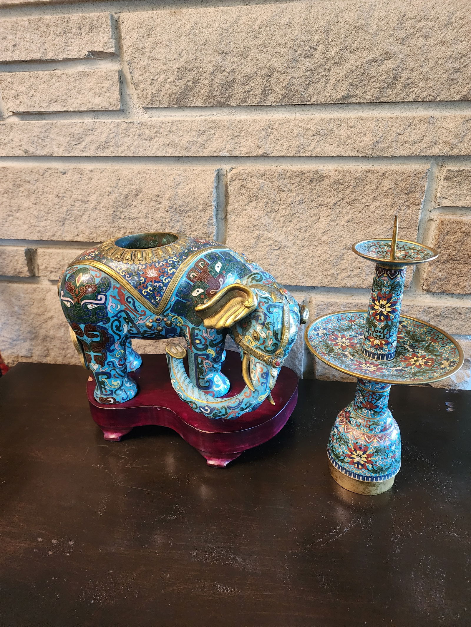 18th Century Important Pair Gilt Bronze and Cloisonne Elephant Altar Candle Holders - 11