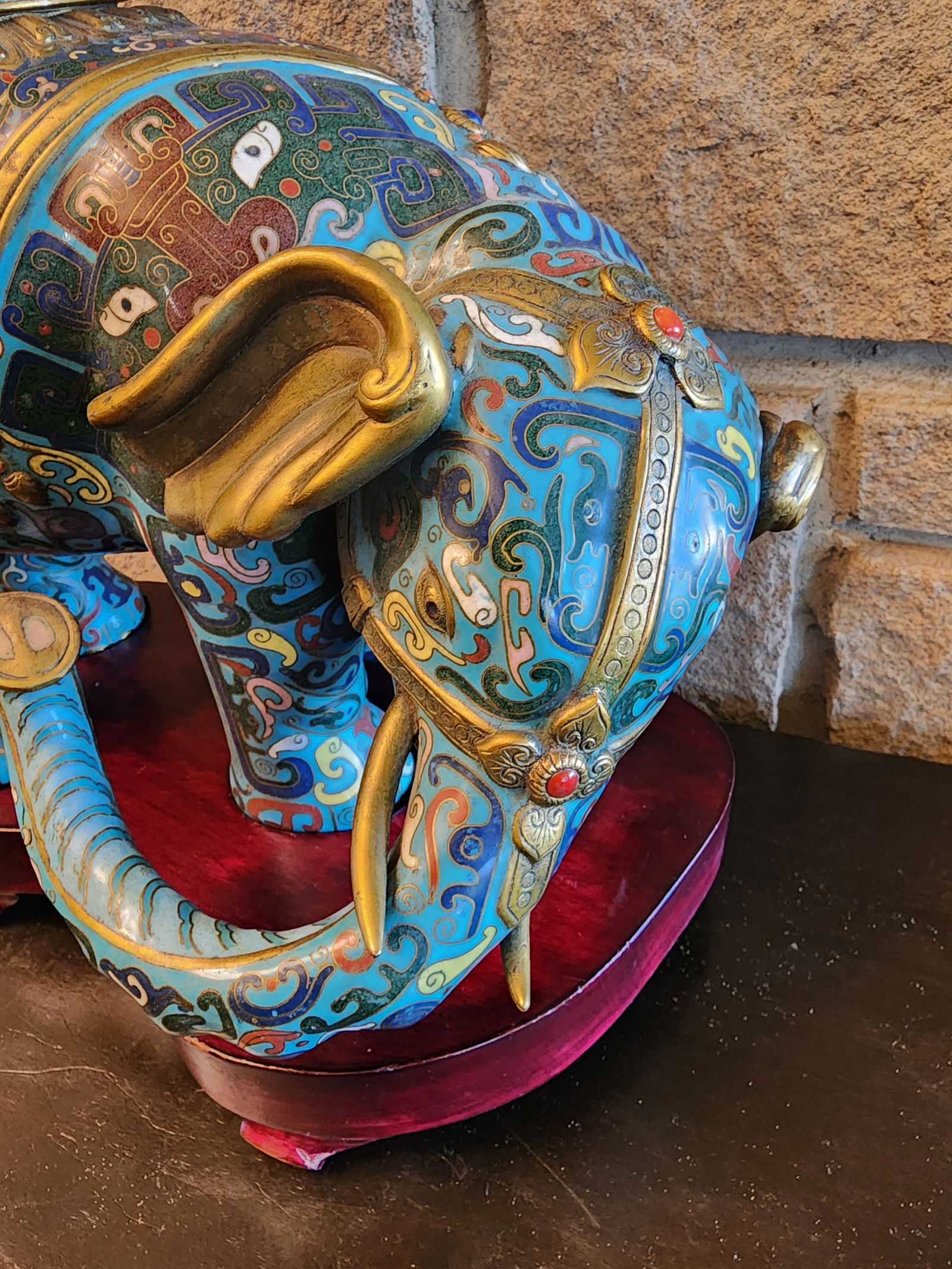 18th Century Important Pair Gilt Bronze and Cloisonne Elephant Altar Candle Holders - 12