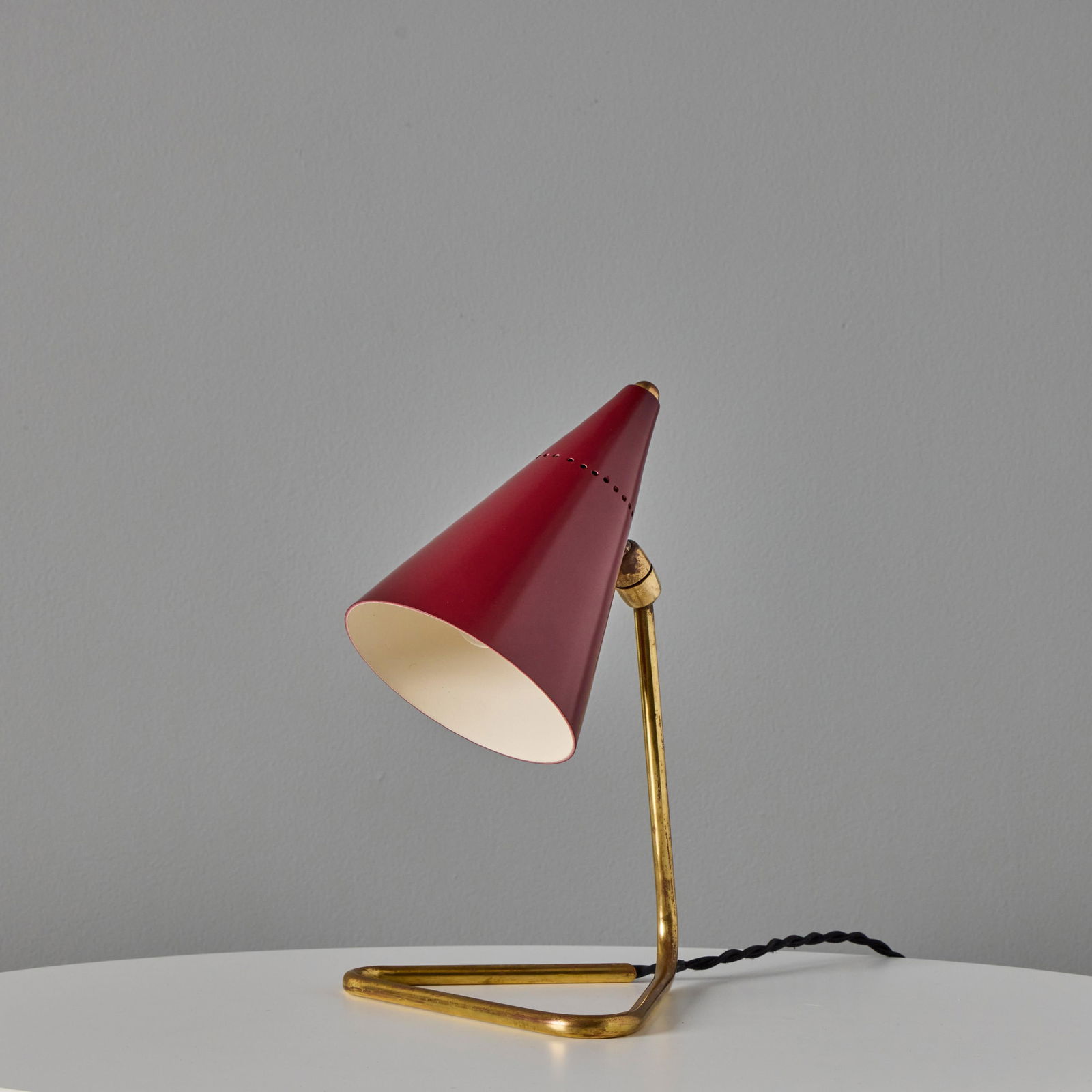 1950s Giuseppe Ostuni Red Conical Table Lamp for Oluce - 4
