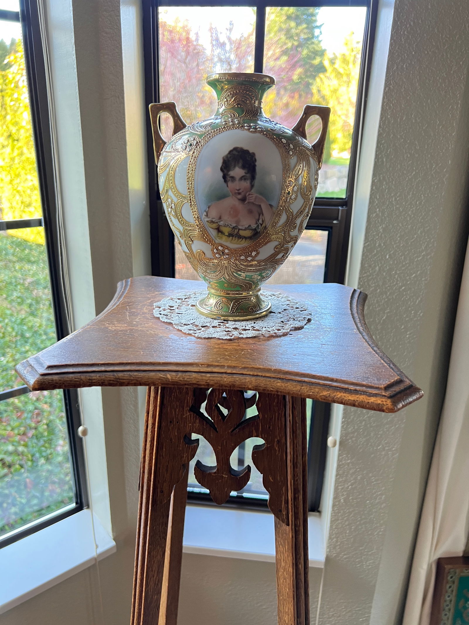 Antique Japanese Nippon Hand Painted Portrait Porcelain Vase With Moriage & Jeweled Decoration, Circ - 10