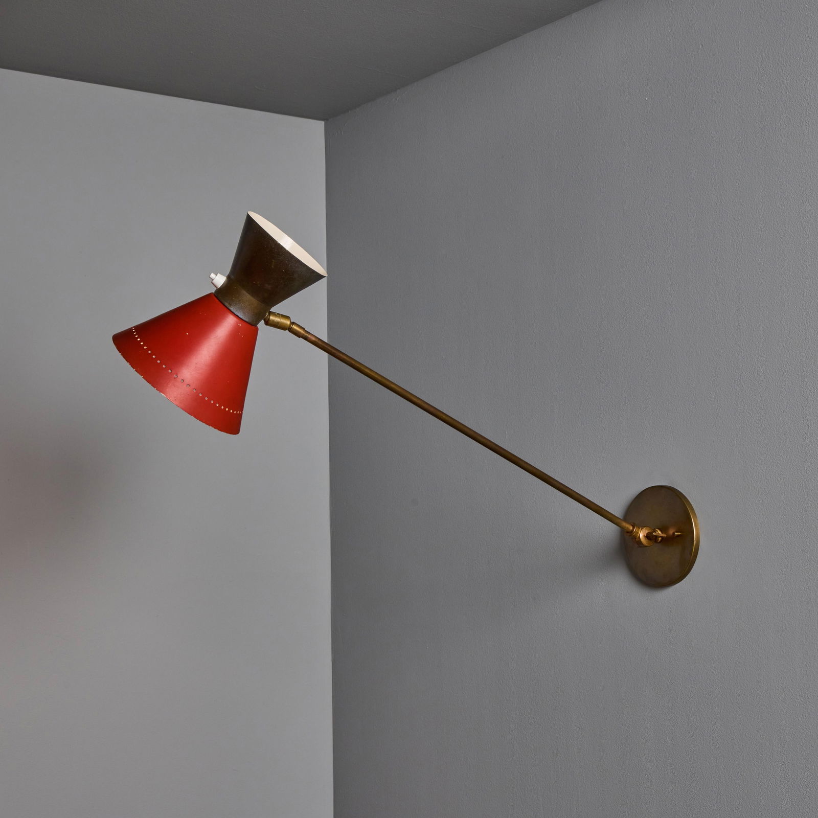 1960s Large Red and Grey Diabolo Articulating Wall Lamp Attributed to Pierre Guariche - 2