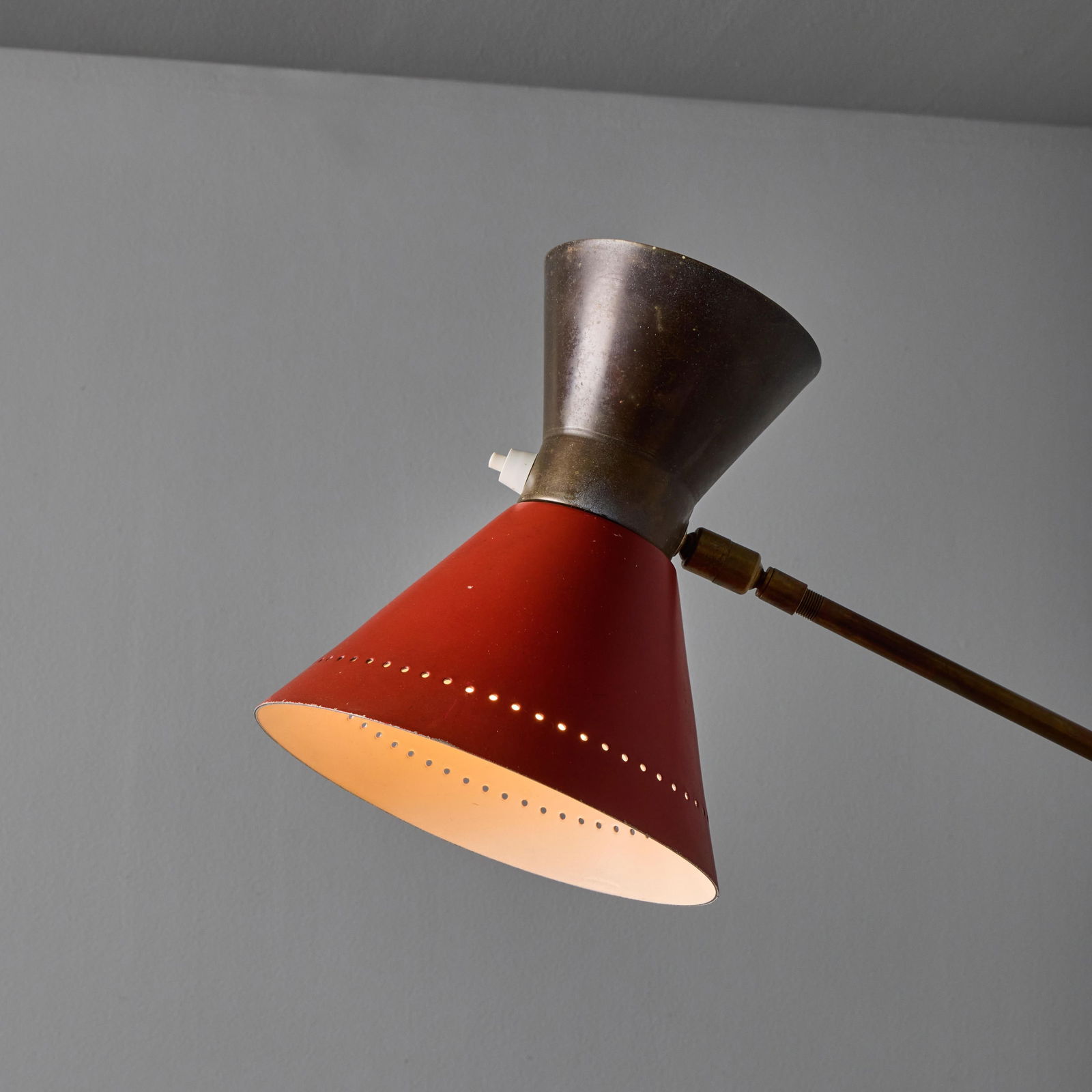 1960s Large Red and Grey Diabolo Articulating Wall Lamp Attributed to Pierre Guariche - 5