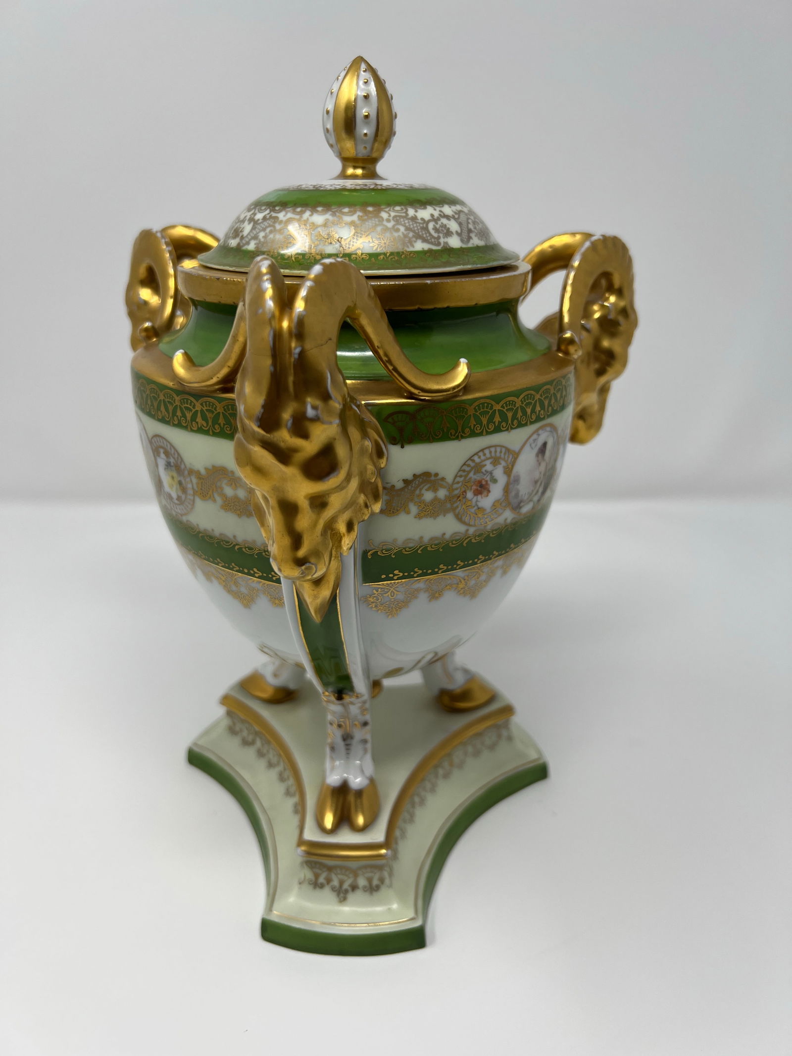 Antique Royal Bavaria "Louis Seize" Hand-Painted Portrait Urn With Ram Head Handles, Circa 1900 - 2