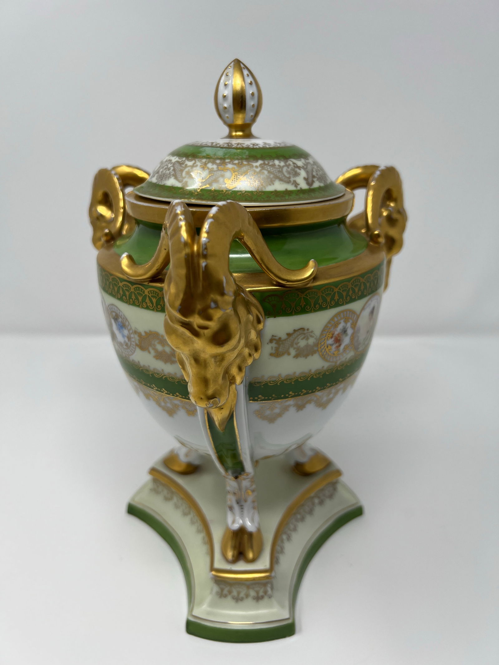 Antique Royal Bavaria "Louis Seize" Hand-Painted Portrait Urn With Ram Head Handles, Circa 1900 - 4