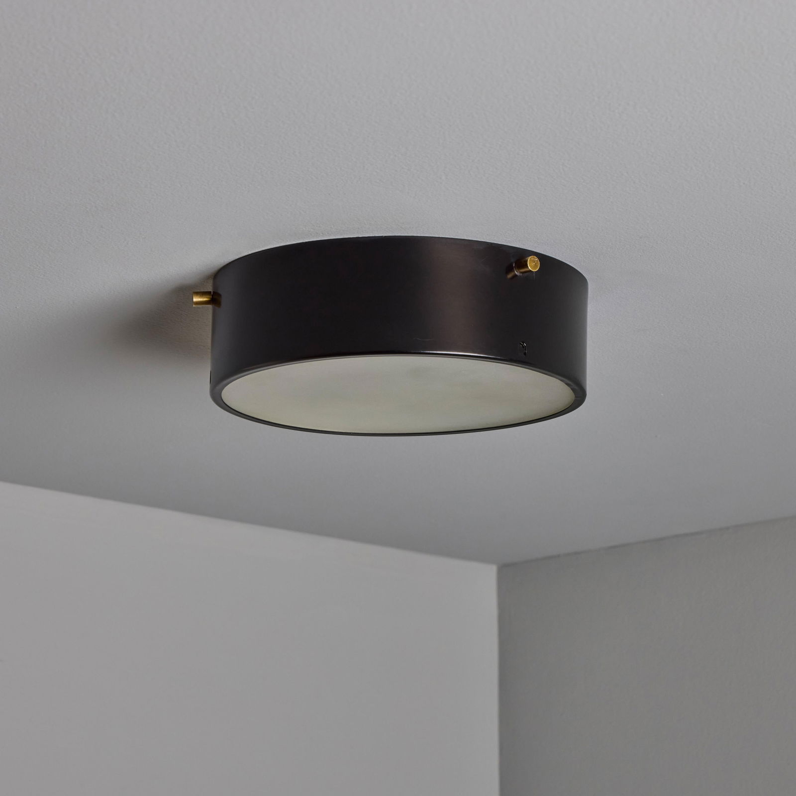 1960s Round Black Metal and Opaline Glass Ceiling Lamp by Bruno Gatta for Stilnovo - 2