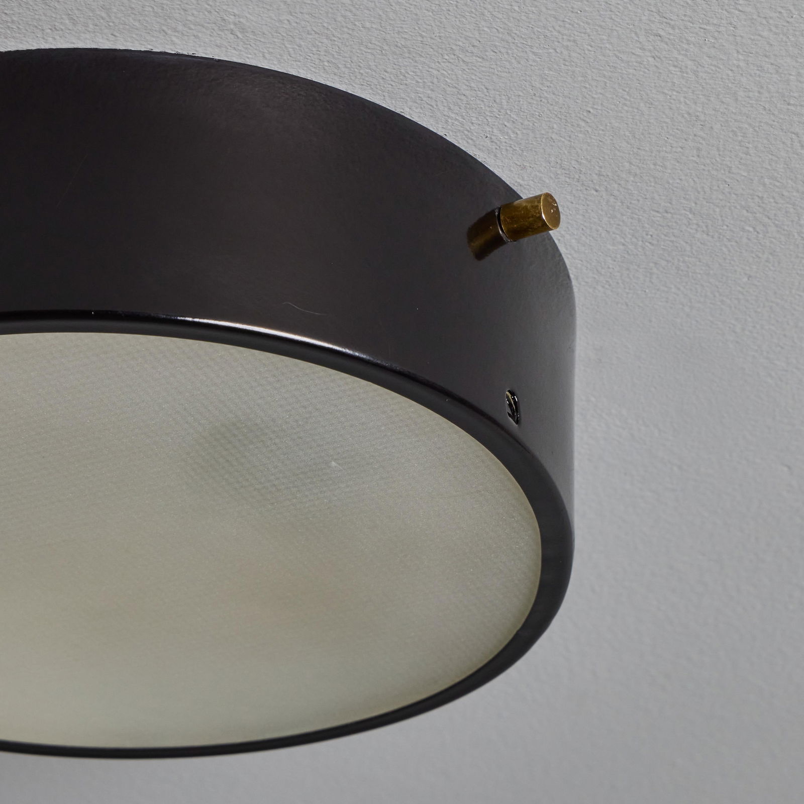 1960s Round Black Metal and Opaline Glass Ceiling Lamp by Bruno Gatta for Stilnovo - 5
