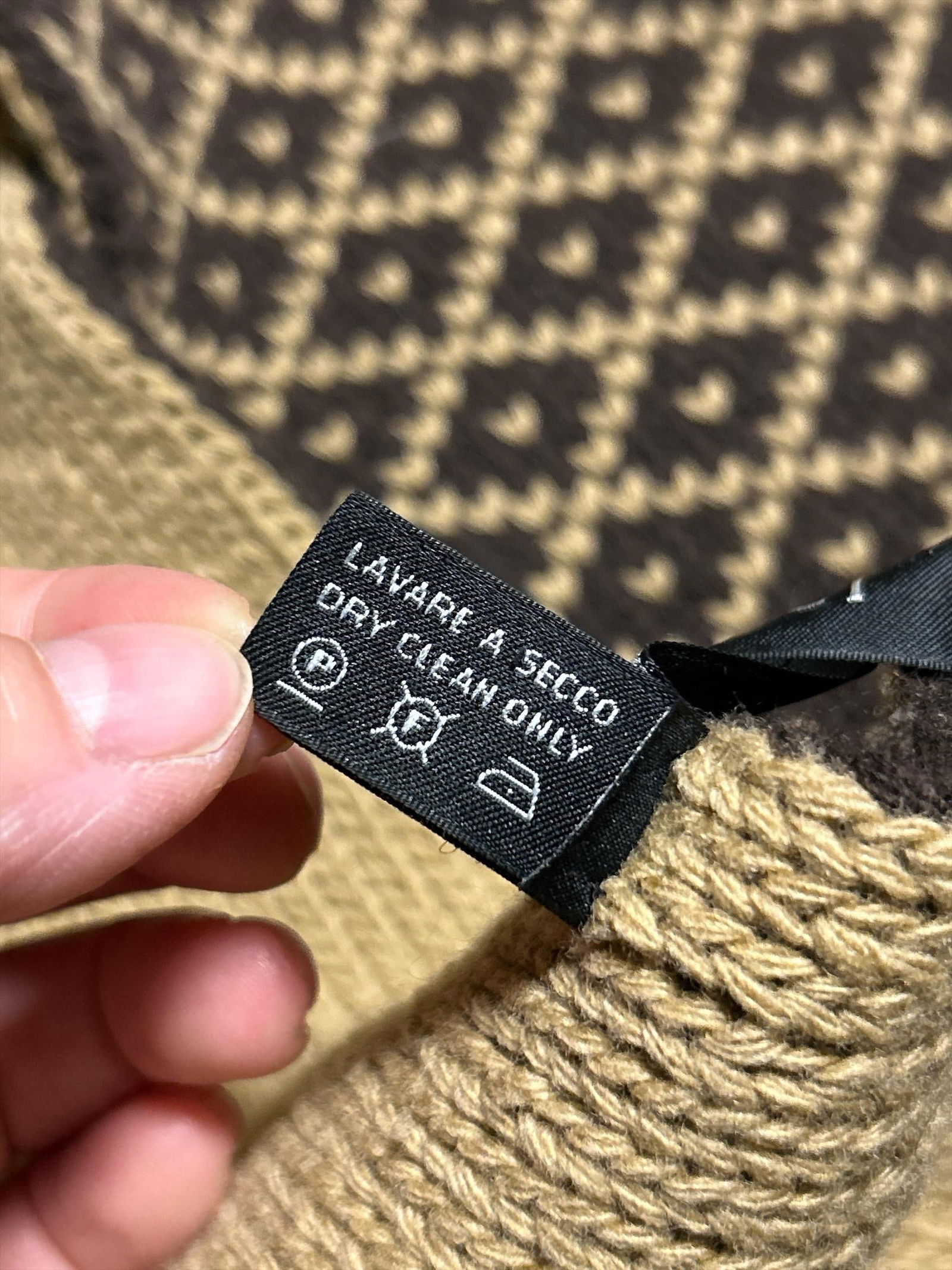 Vintage 1990's Gucci 100% Wool Winter Scarf Made in Italy - 6