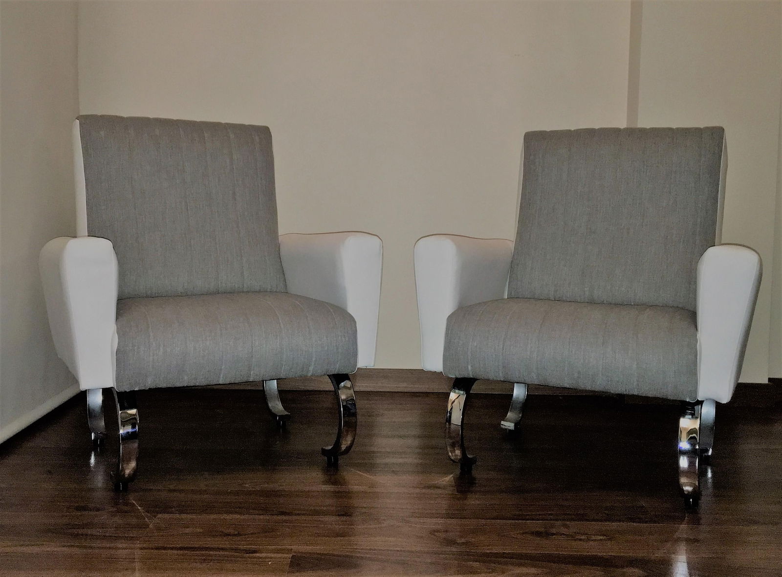 Mid-Century Exclusive Italian Armchairs With Curved Metal Base - a Pair - 2