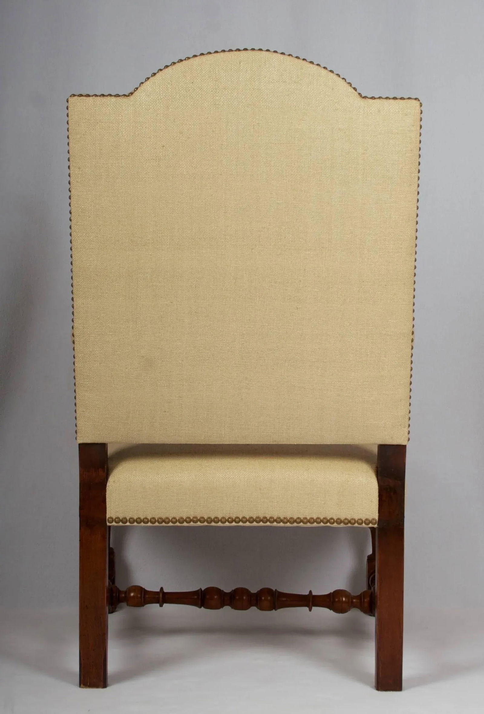 17th Century Louis XIII Restored and Reupholstered Armchair - 3