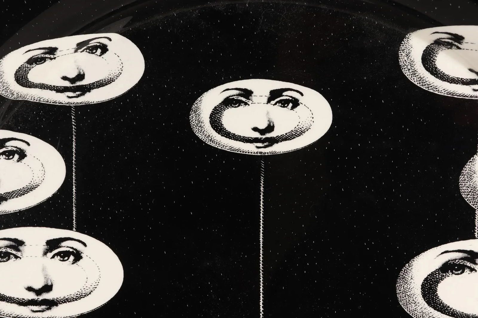 Fornasetti Tray-Juggler With Spinning Plates, Atelier Fornasetti, Dated 2017, N 16 - 5
