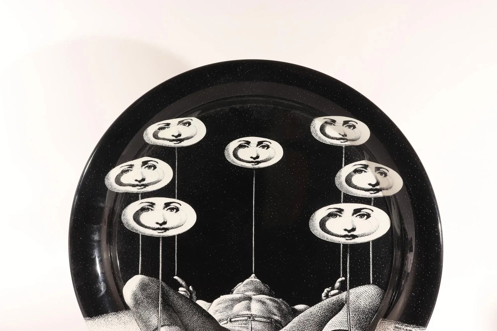 Fornasetti Tray-Juggler With Spinning Plates, Atelier Fornasetti, Dated 2017, N 16 - 6