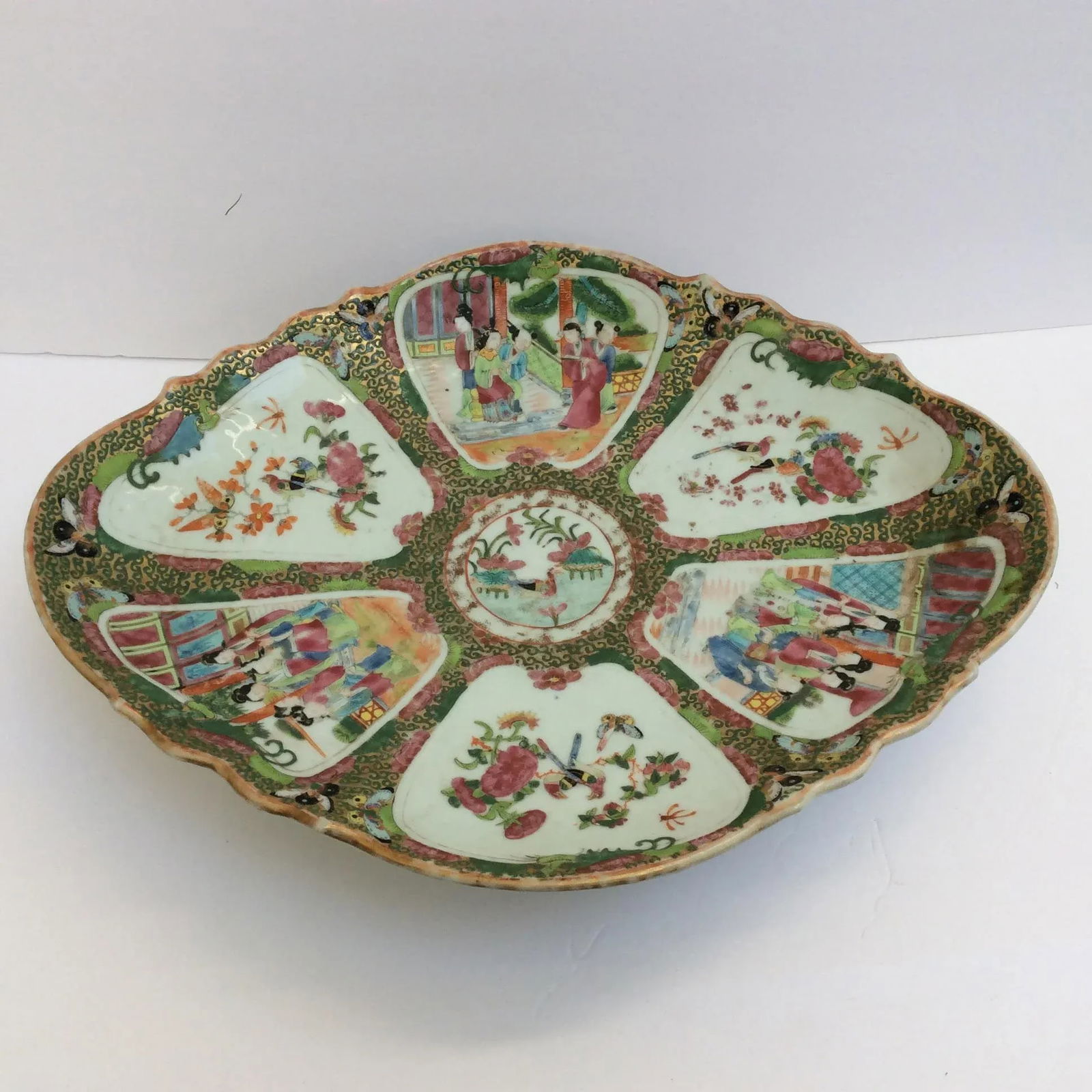 Chinese Export Famille Rose Serving Platter - 4