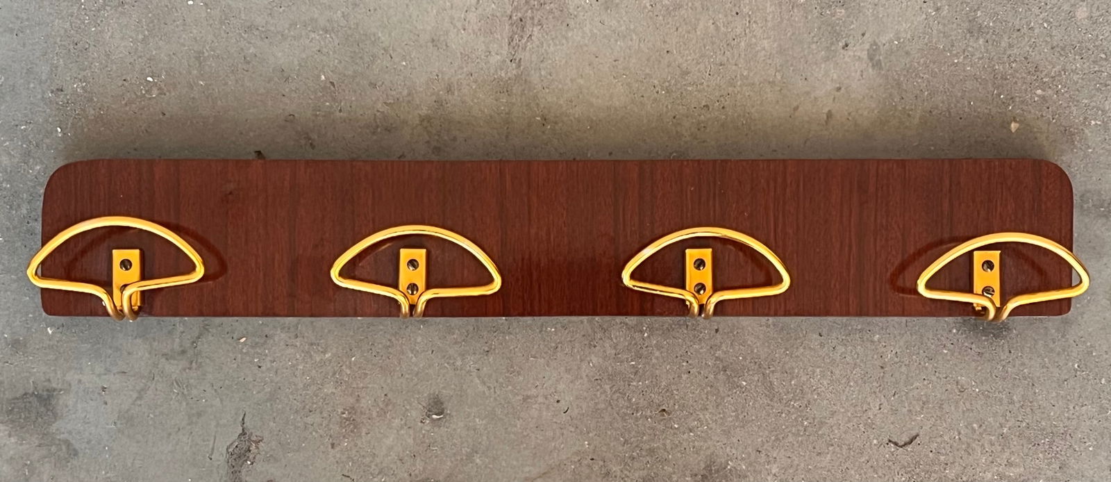 Italian Mid-Century Modern Wood and Brass Wall Coat Hanger, 1960s - 3