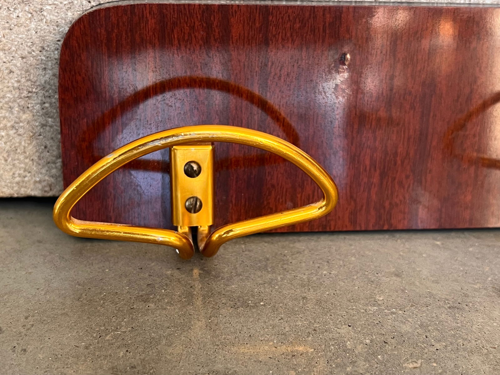 Italian Mid-Century Modern Wood and Brass Wall Coat Hanger, 1960s - 6