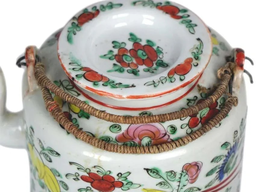Antique Chinese Porcelain Teapot - 3