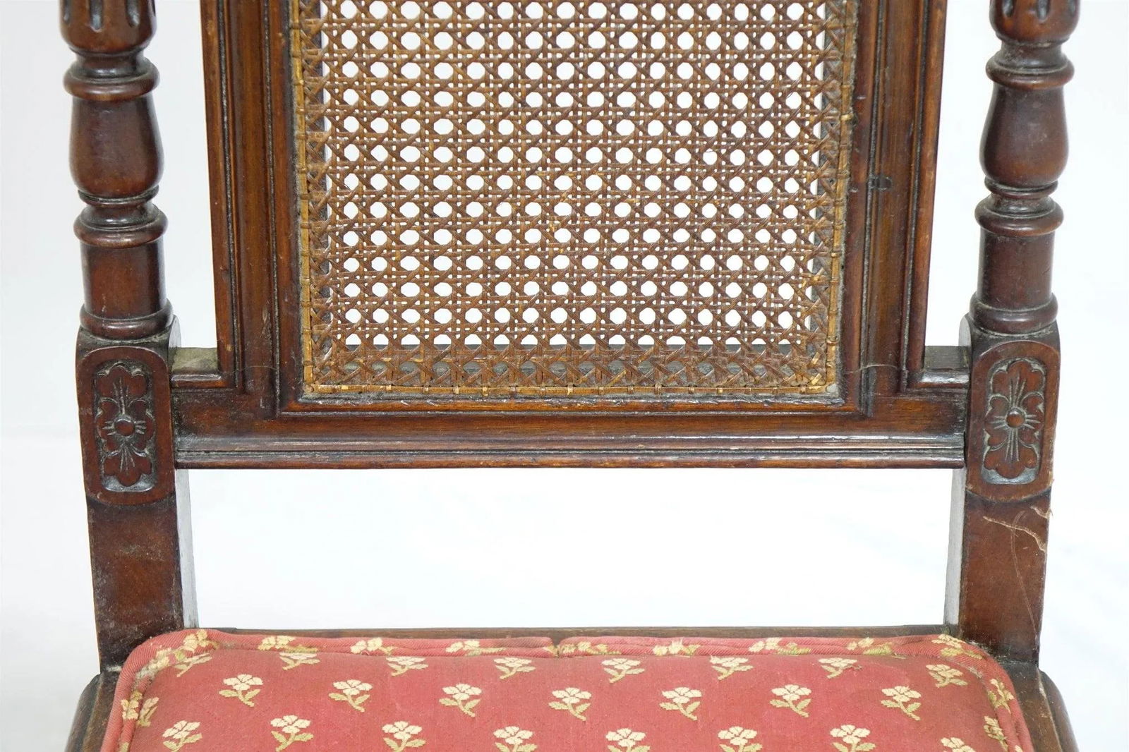 1940s Vintage Chairs With Elaborate Woodwork - a Pair - 6