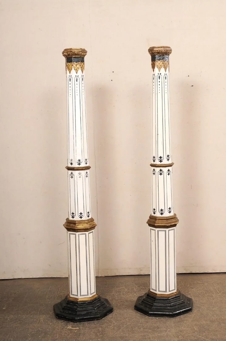 Spanish Tall Pair of Early 20th Century Columns - 3