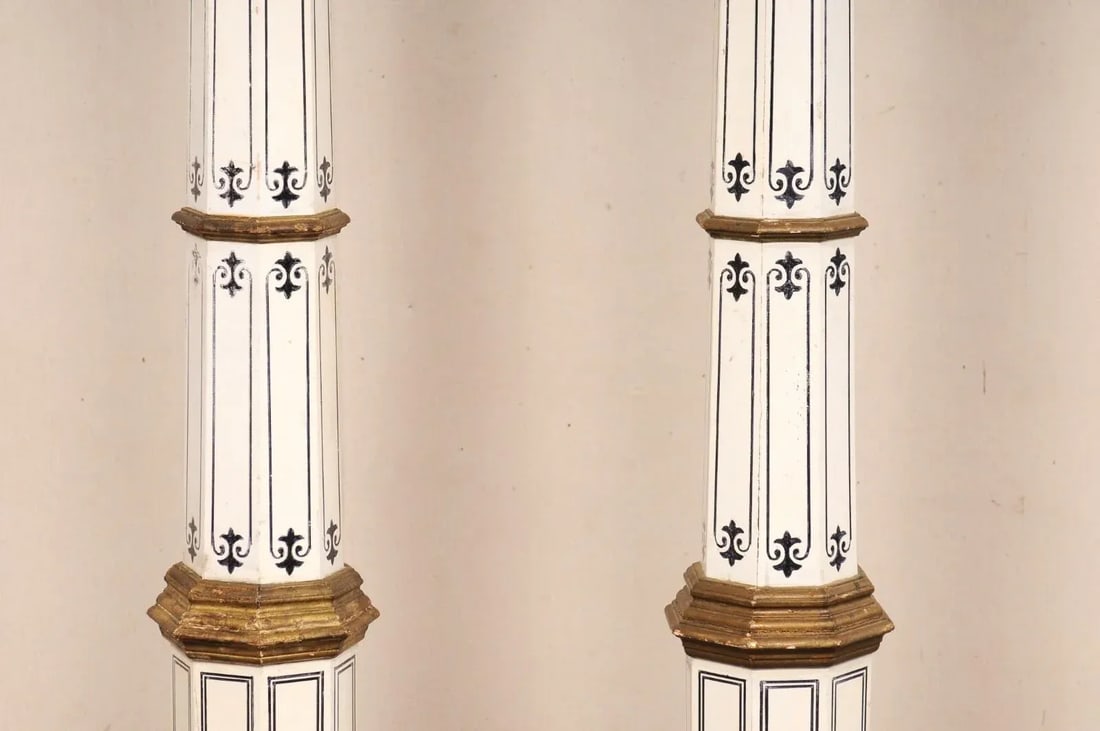 Spanish Tall Pair of Early 20th Century Columns - 7