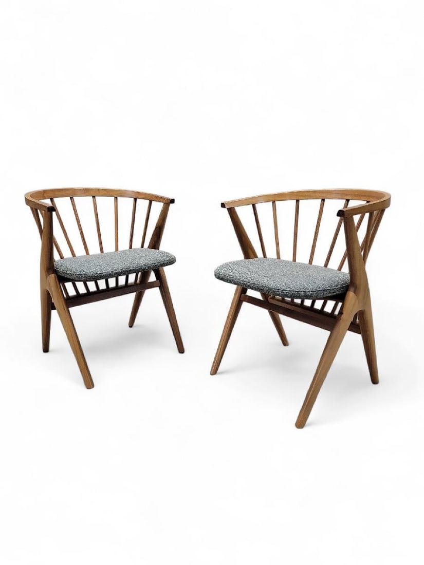 MCM Sibast M?bler No 8 Style Teak Captain Chairs - Pair - 3