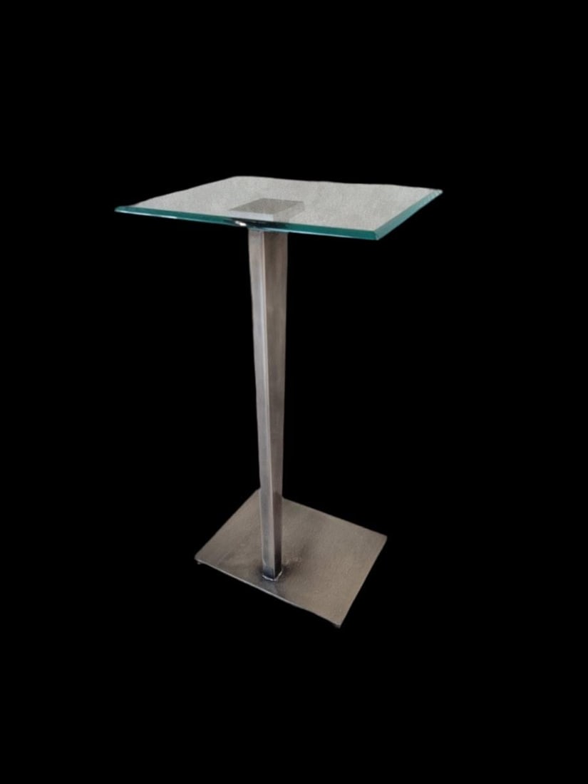 Vintage Modern Glass Top Metal Pedestal Base Cocktail Table: Title: Vintage Modern Glass Top Metal Pedestal Base Cocktail Table Description: Vintage Modern Glass Top Metal Pedestal Base Cocktail Table Circa 20th Century Dimensions:26H x 14.2W x 12D CONDITION: P