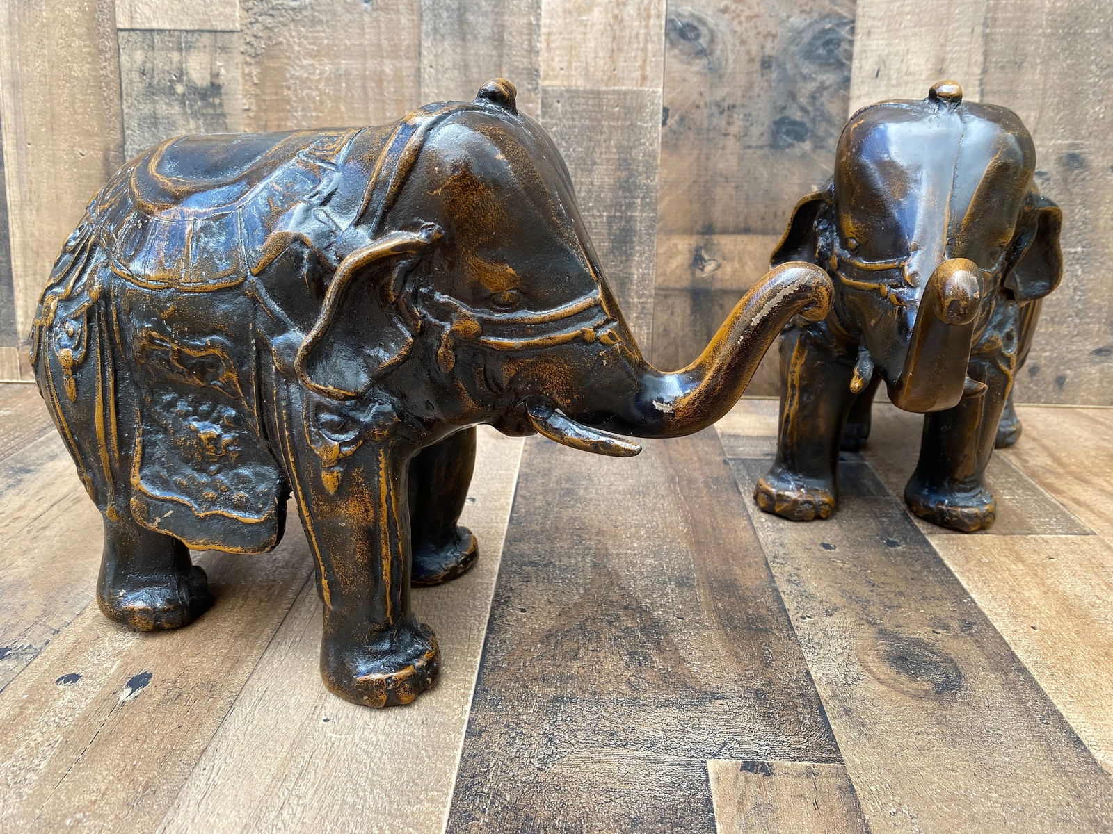 Antique Ornate Bronze Elephants - Pair - 4