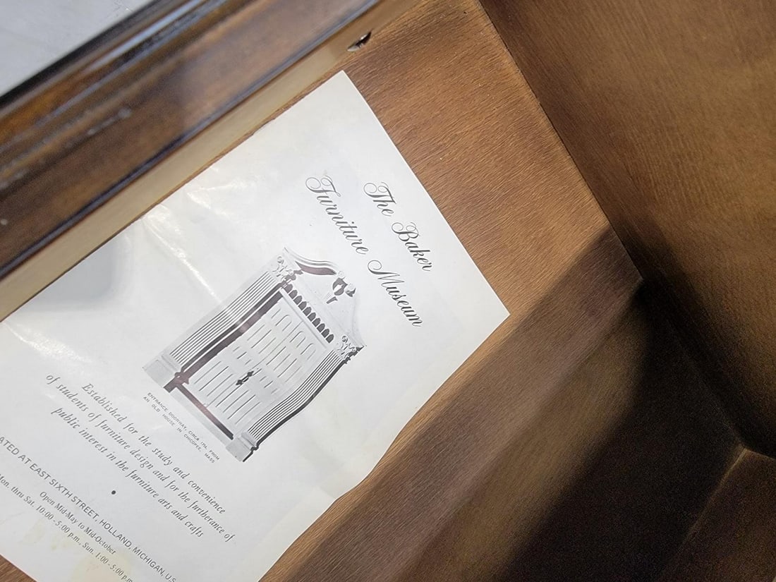 Vintage Queen Anne Style Console Table by Baker Furniture - 6