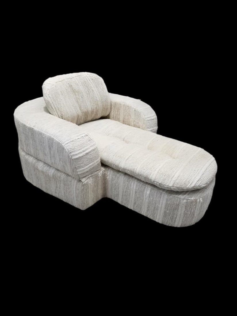 Vintage Mod Flip-Futon Lounge by Spherical Furniture Company: Title: Vintage Mod Flip-Futon Lounge by Spherical Furniture Company Description: Vintage Mod Flip-Futon Lounge by Spherical Furniture Company This stylish flip futon was designed by Frank Petersilie