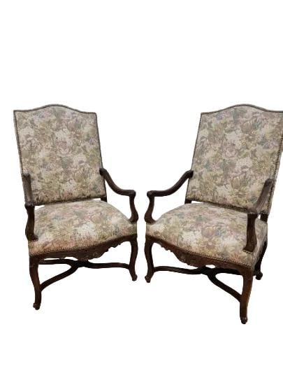 Vintage French Provincial Style Armchairs By Drexel Heritage - Pair - 9