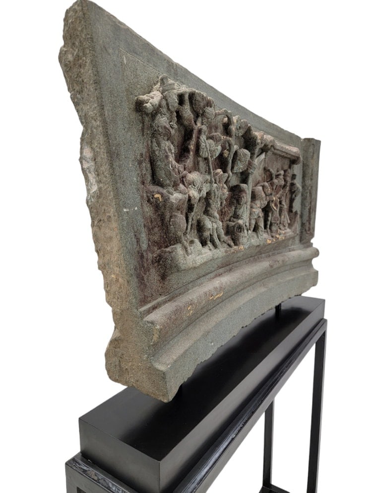 16th Century Chinese Hand Sculpted Grey Stone Panel with Stand Sculpture - 3