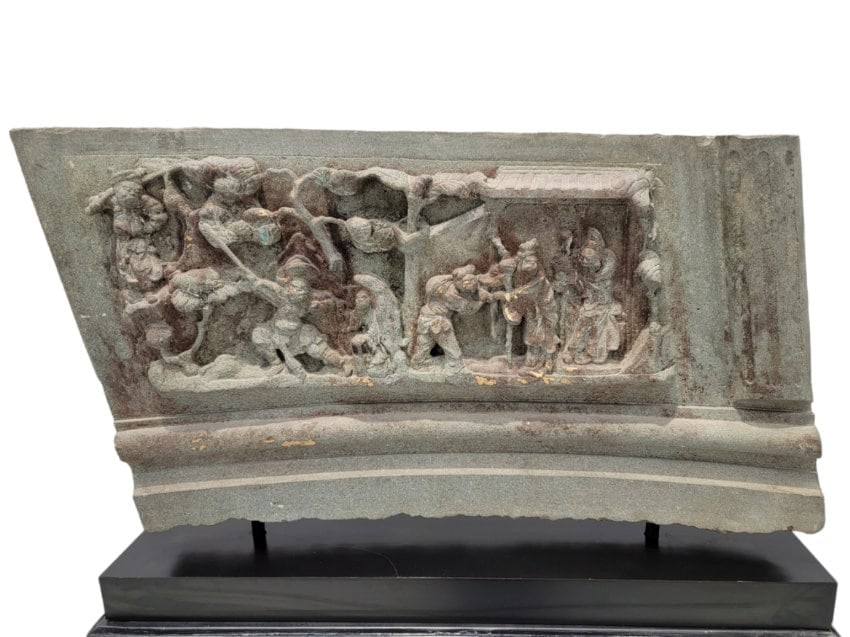 16th Century Chinese Hand Sculpted Grey Stone Panel with Stand Sculpture - 7