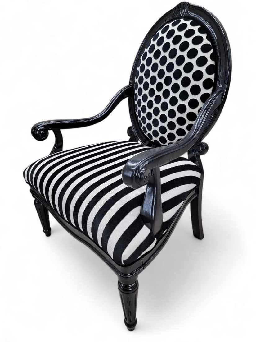 Vintage French Louis Style Chairs Newly Reupholstered - Pair - 5