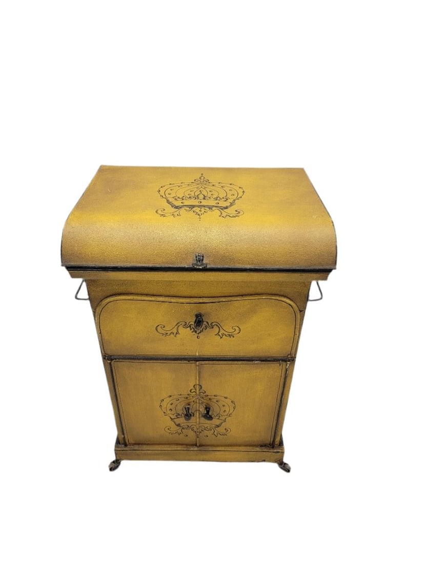 Antique Italian Yellow Metal Wash Stand: Title: Antique Italian Yellow Metal Wash Stand Description: Antique Italian Yellow Metal Wash Stand Now featuring this 19th Century metal wash stand in yellow. The table top opens to reveal a