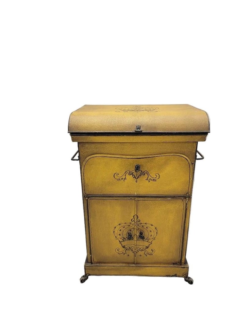 Antique Italian Yellow Metal Wash Stand - 5