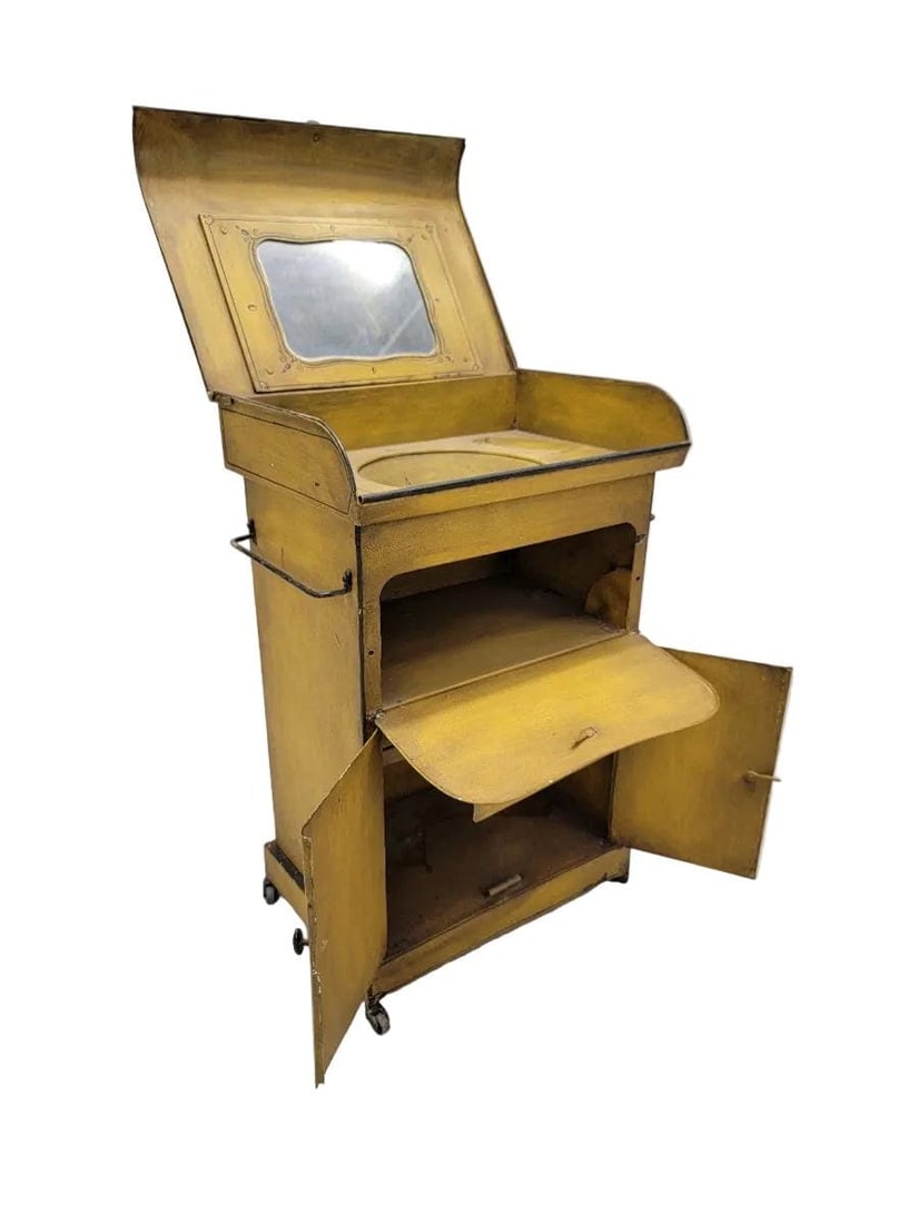 Antique Italian Yellow Metal Wash Stand - 7