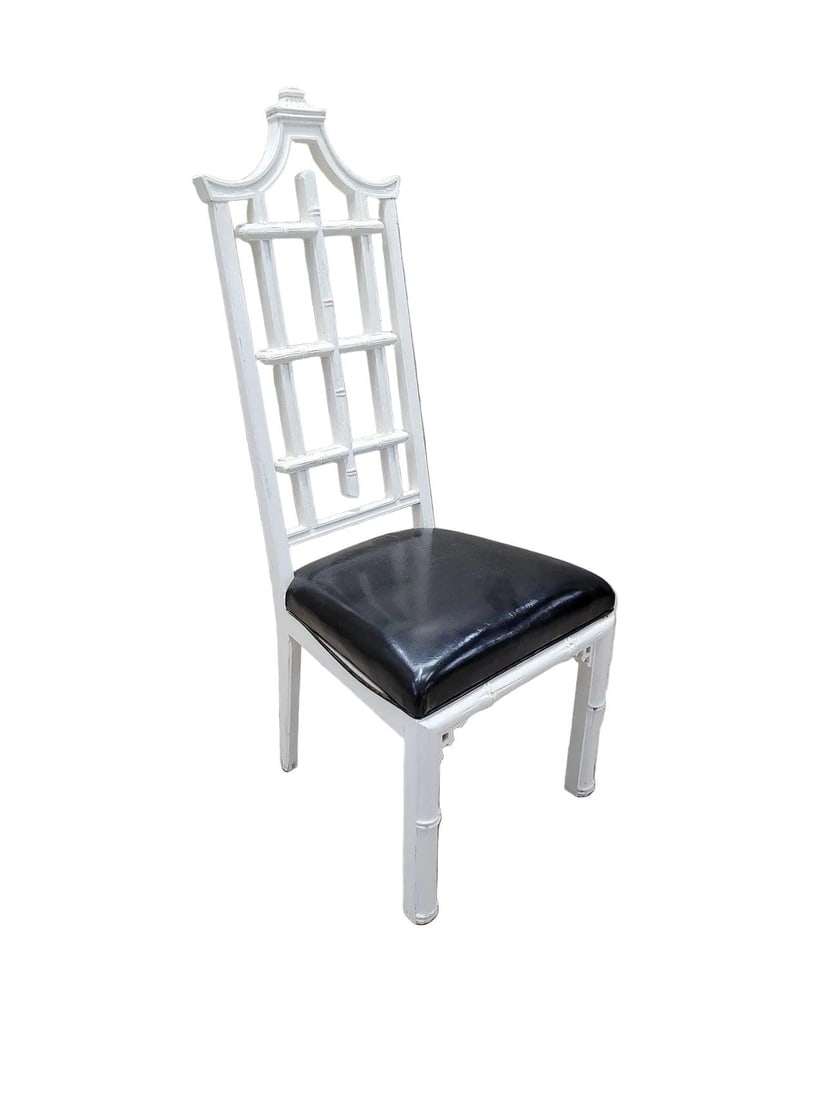 Hollywood Regency Chinese Pagoda Style Side Chair: Title: Hollywood Regency Chinese Pagoda Style Side Chair Description: Vintage Hollywood Regency Chinese Pagoda Style White Lacquered with Leather Seat Chippendale Side Chair Accent your space with