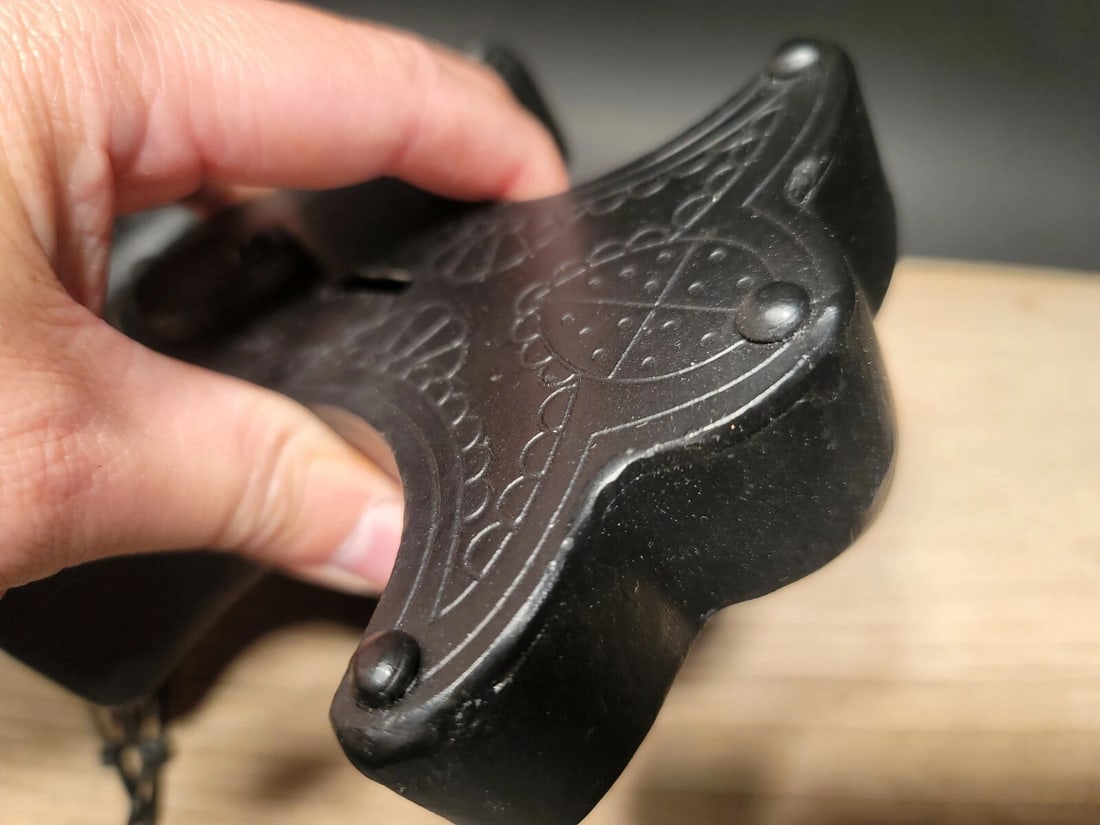 Large 9 1/2" Cast Iron Padlock Lock & Key - 11